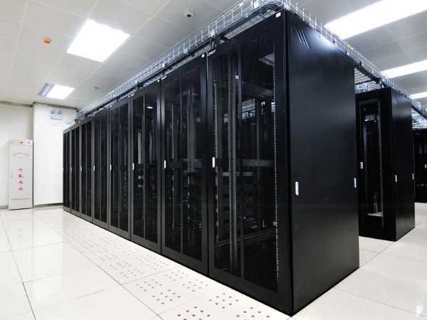 安裝機房動力環(huán)境監(jiān)控系統(tǒng)需要多少預(yù)算呢？